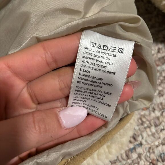 Urban Outfitters Cropped Front Zip Sherpa Jacket - White/Cream- Size Small - Picture 11 of 11